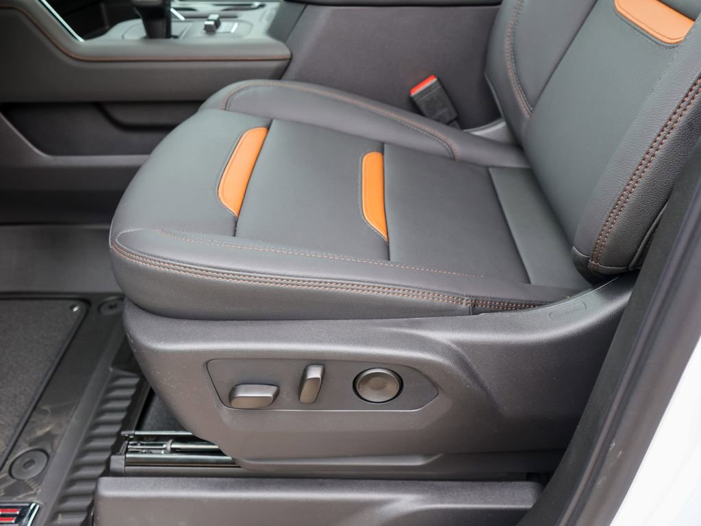 New 2026 GMC Sierra 1500 AT4 image 8