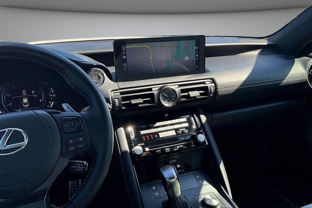Used 2023 Lexus IS 500 image 9