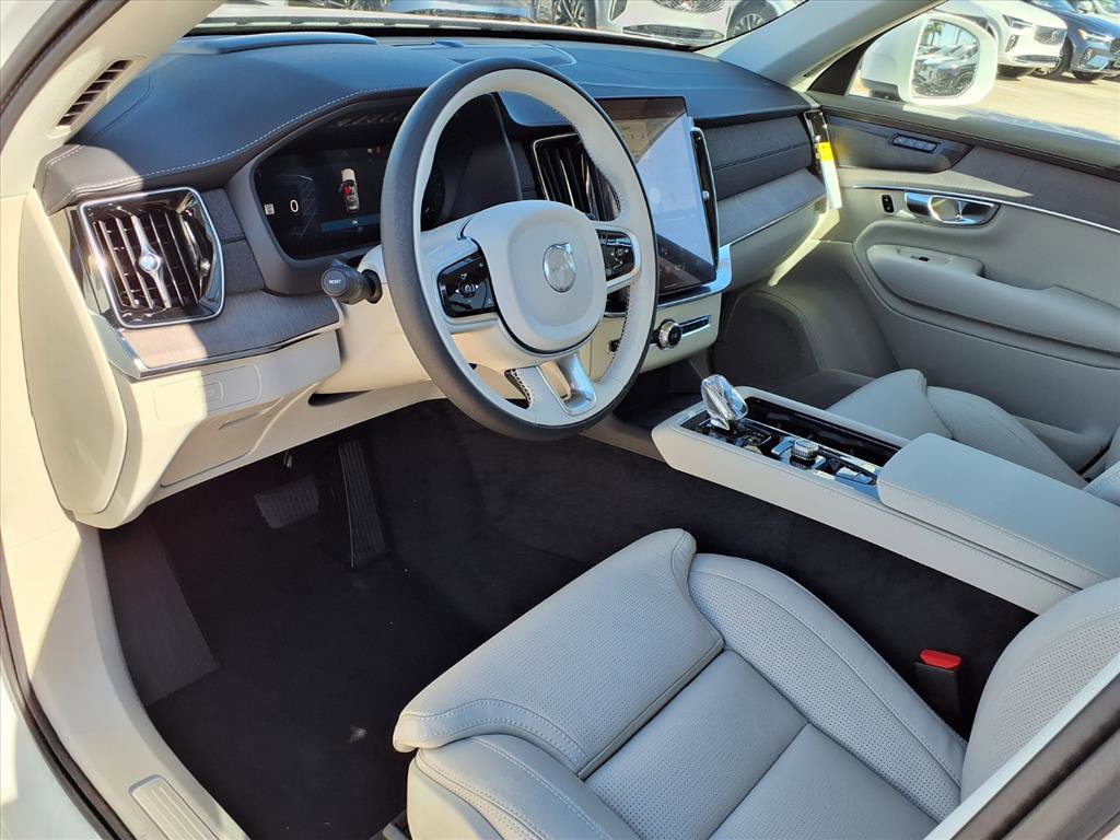 New 2026 Volvo XC90 B6 Ultra w/ Protection Package image 12