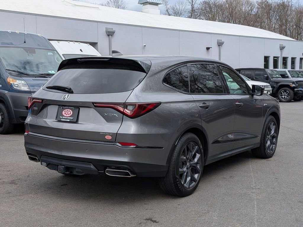 Used 2023 Acura MDX A-Spec image 3