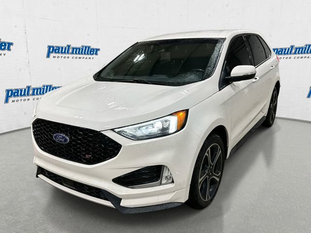 Used 2020 Ford Edge ST image 1