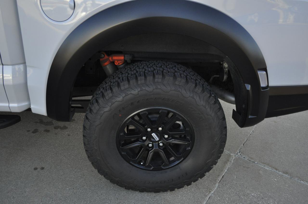 Used 2025 Ford F150 Raptor image 6