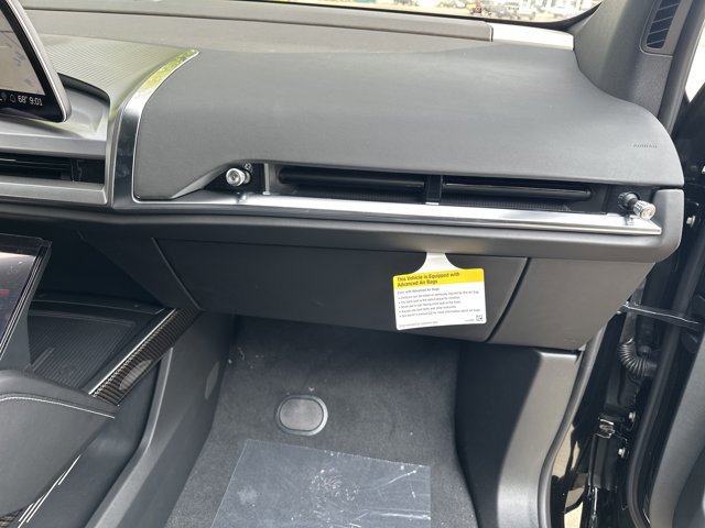 New 2026 Cadillac Vistiq Sport w/ LPO, Floor Liner Package image 39