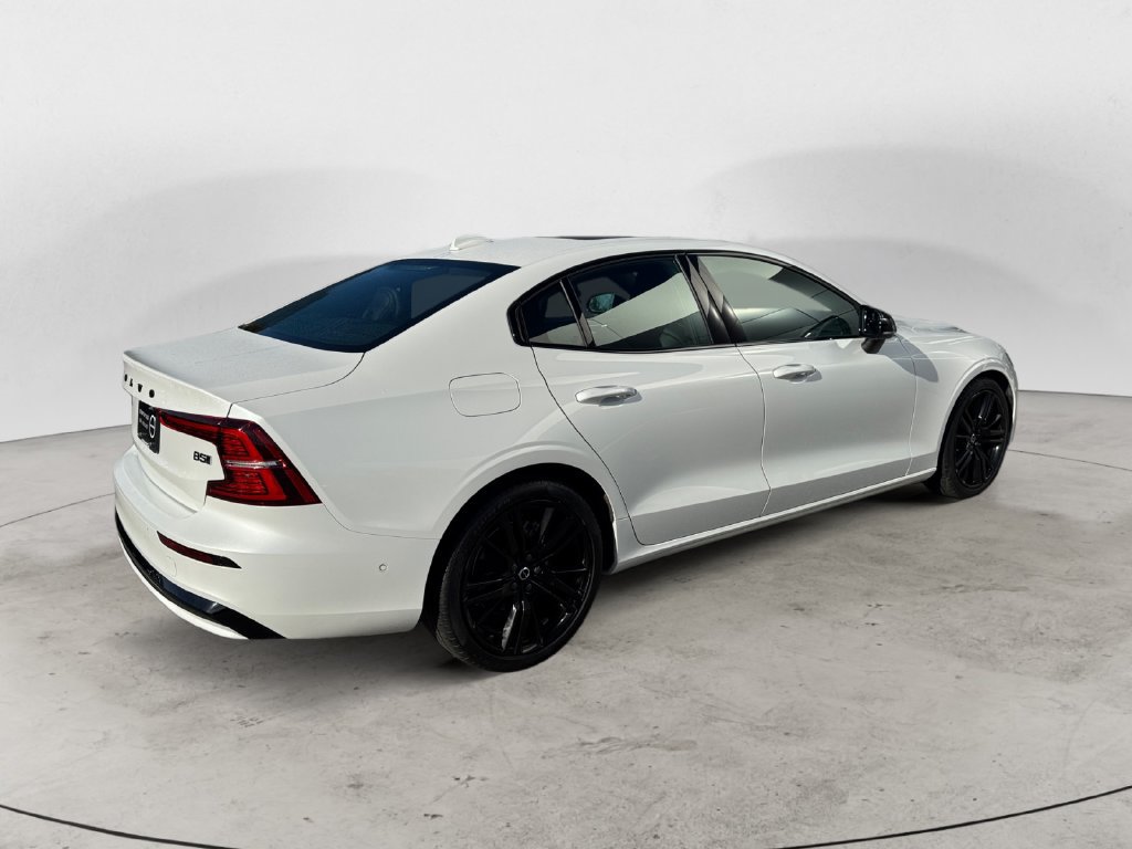 Certified 2024 Volvo S60 B5 Plus w/ Climate Package AWD/4WD image 7