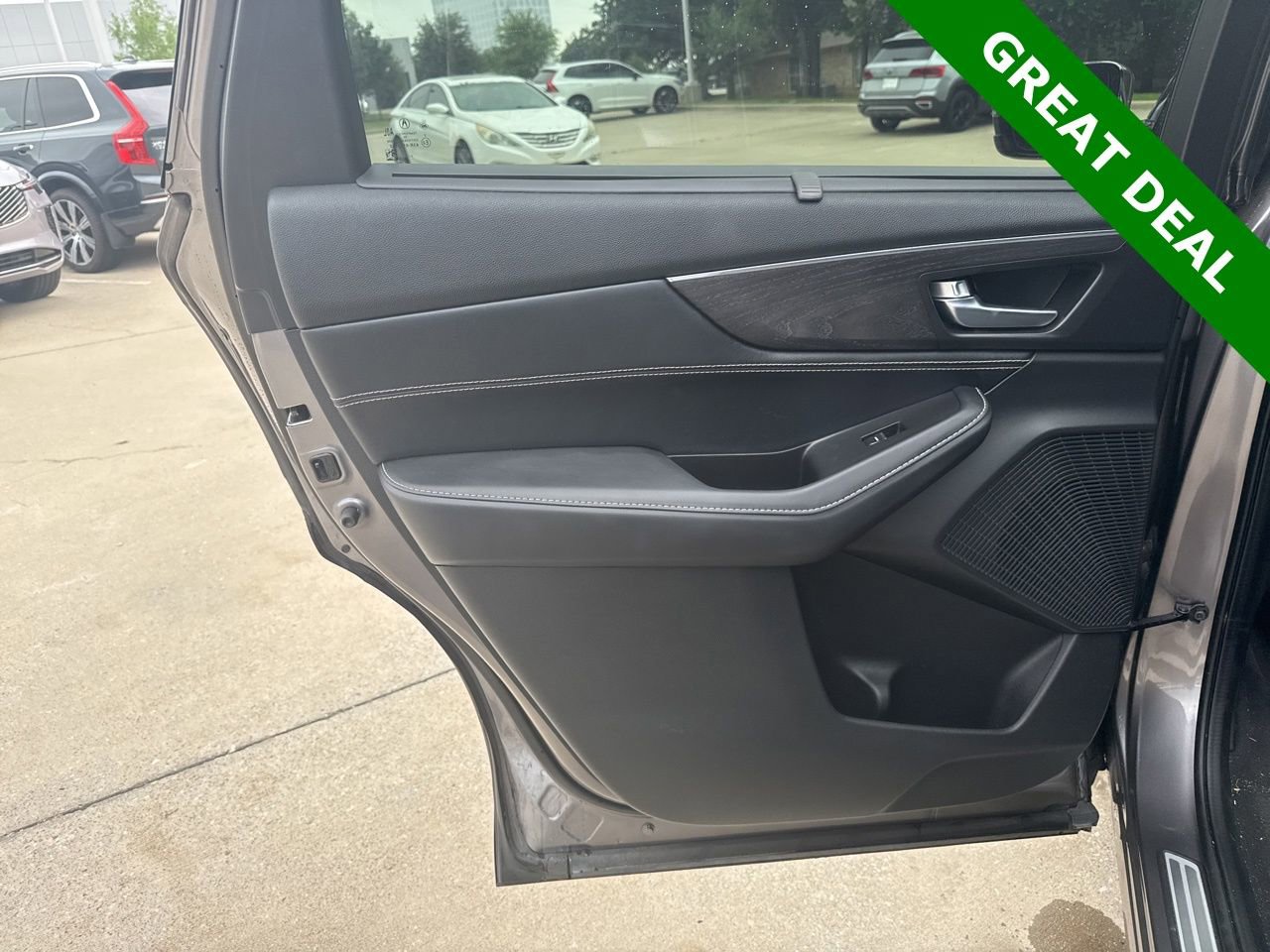 Used 2022 Acura MDX SH-AWD w/ Advance Package image 18