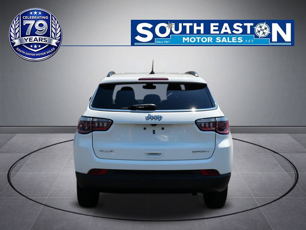 Used 2020 Jeep Compass Sport w/ Tech Group AWD/4WD image 4