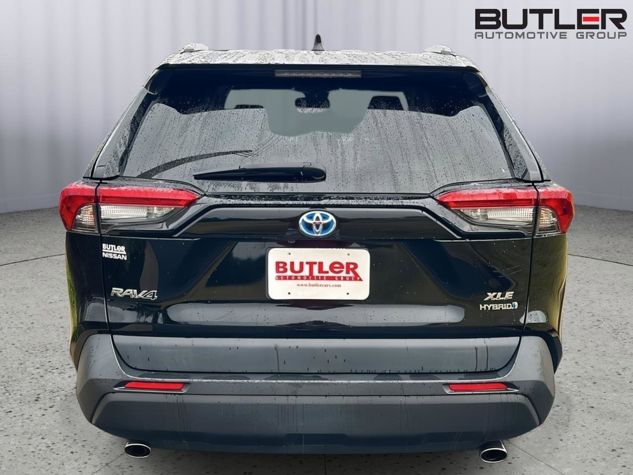 Used 2021 Toyota RAV4 XLE image 5