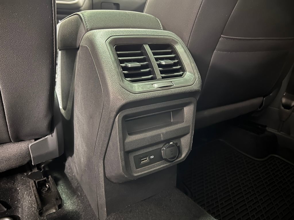 Used 2020 Volkswagen Tiguan SE R-Line w/ 3rd Row Seat Package image 20