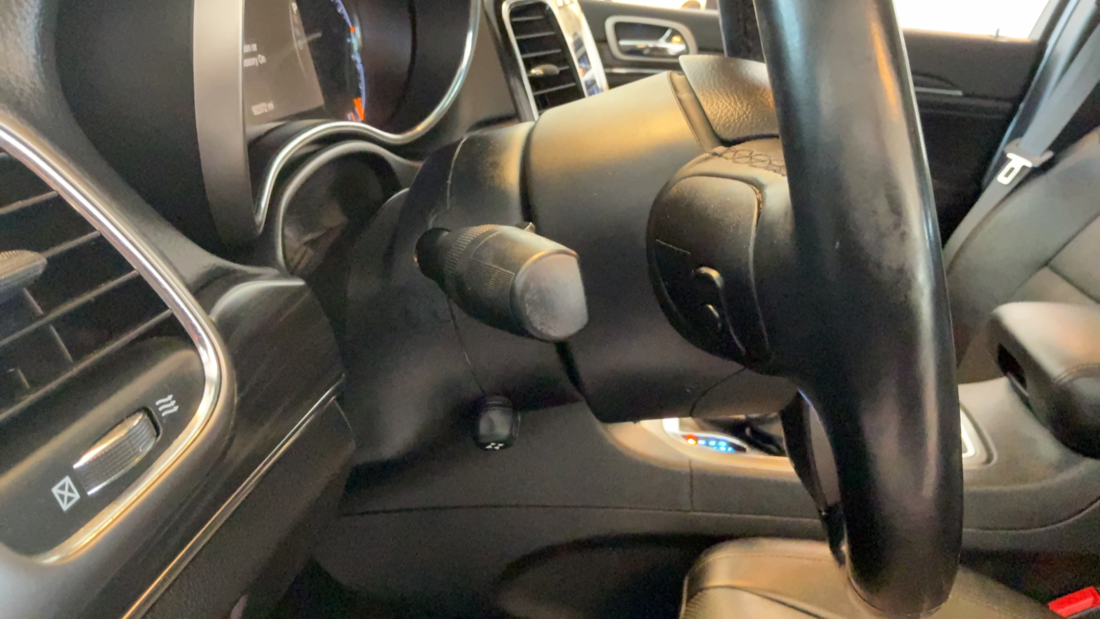 Used 2020 Jeep Grand Cherokee Limited w/ Luxury Group II AWD/4WD image 21