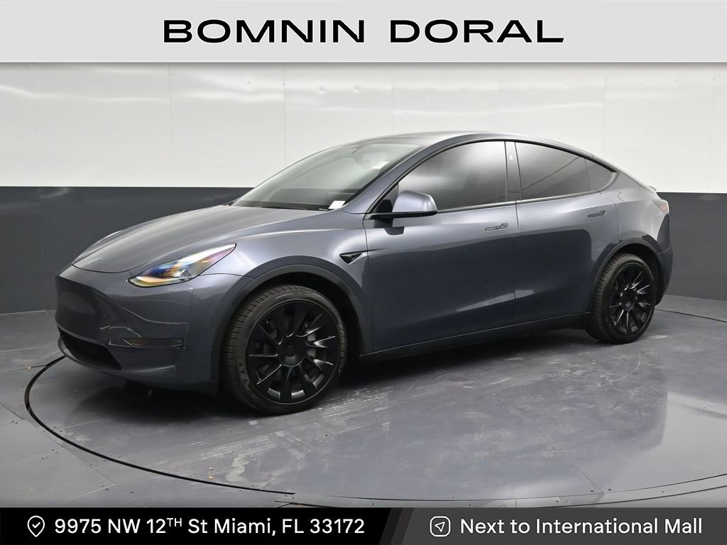 Used 2024 Tesla Model Y Long Range image 1