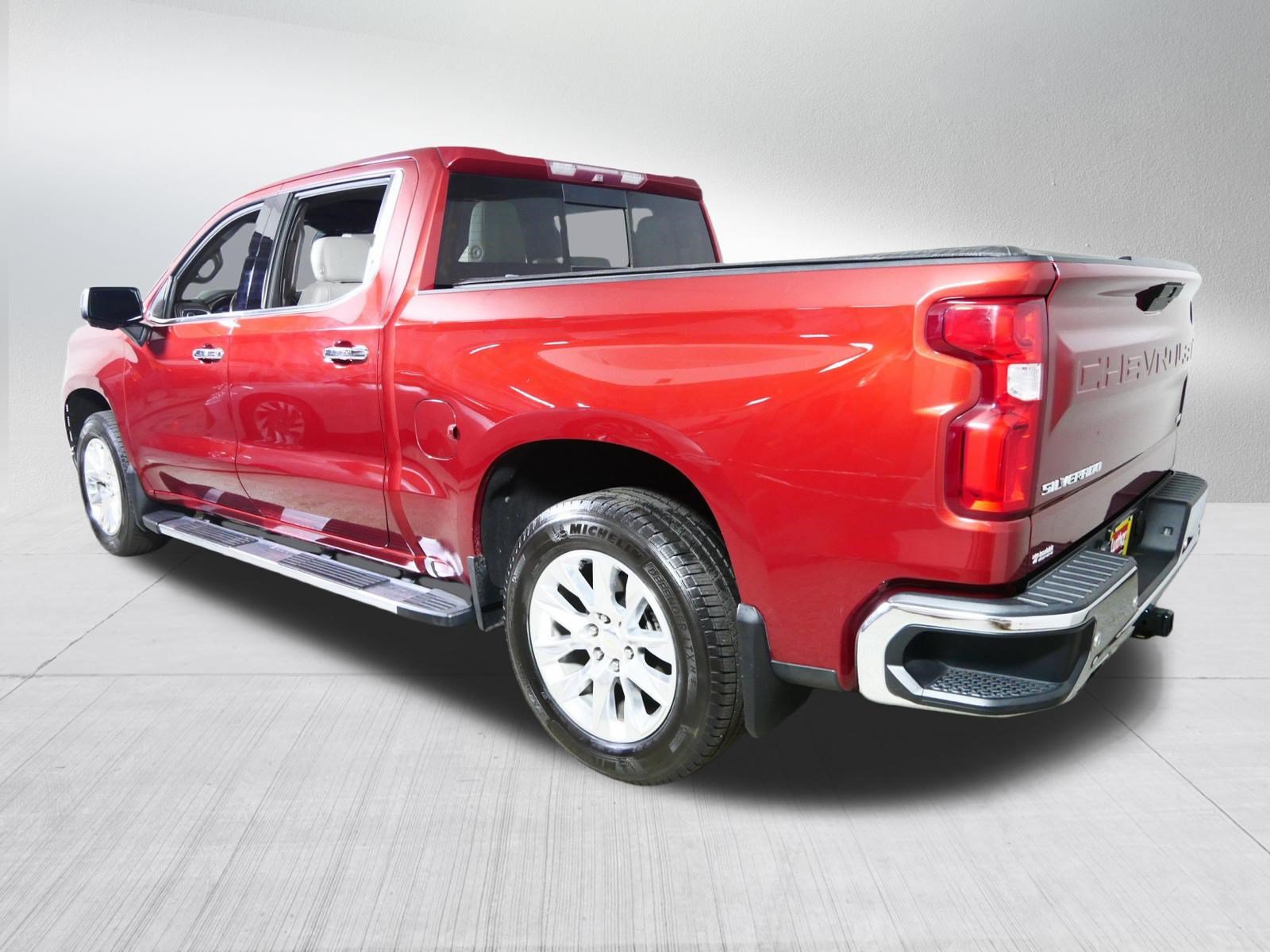 Certified 2019 Chevrolet Silverado 1500 LTZ w/ LTZ Premium Package AWD/4WD image 5