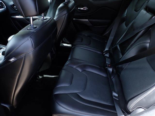 Used 2021 Jeep Cherokee Latitude Lux AWD/4WD image 9