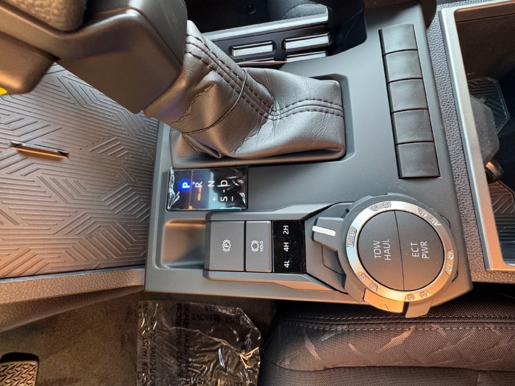 New 2026 Toyota Tacoma SR5 AWD/4WD image 19