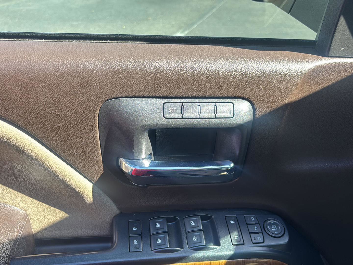 Used 2018 GMC Sierra 1500 SLT image 10