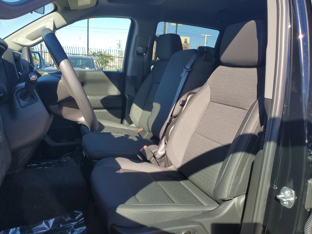 New 2026 Chevrolet Silverado 1500 Custom Trail Boss w/ LPO, Dark Essentials Package AWD/4WD image 17