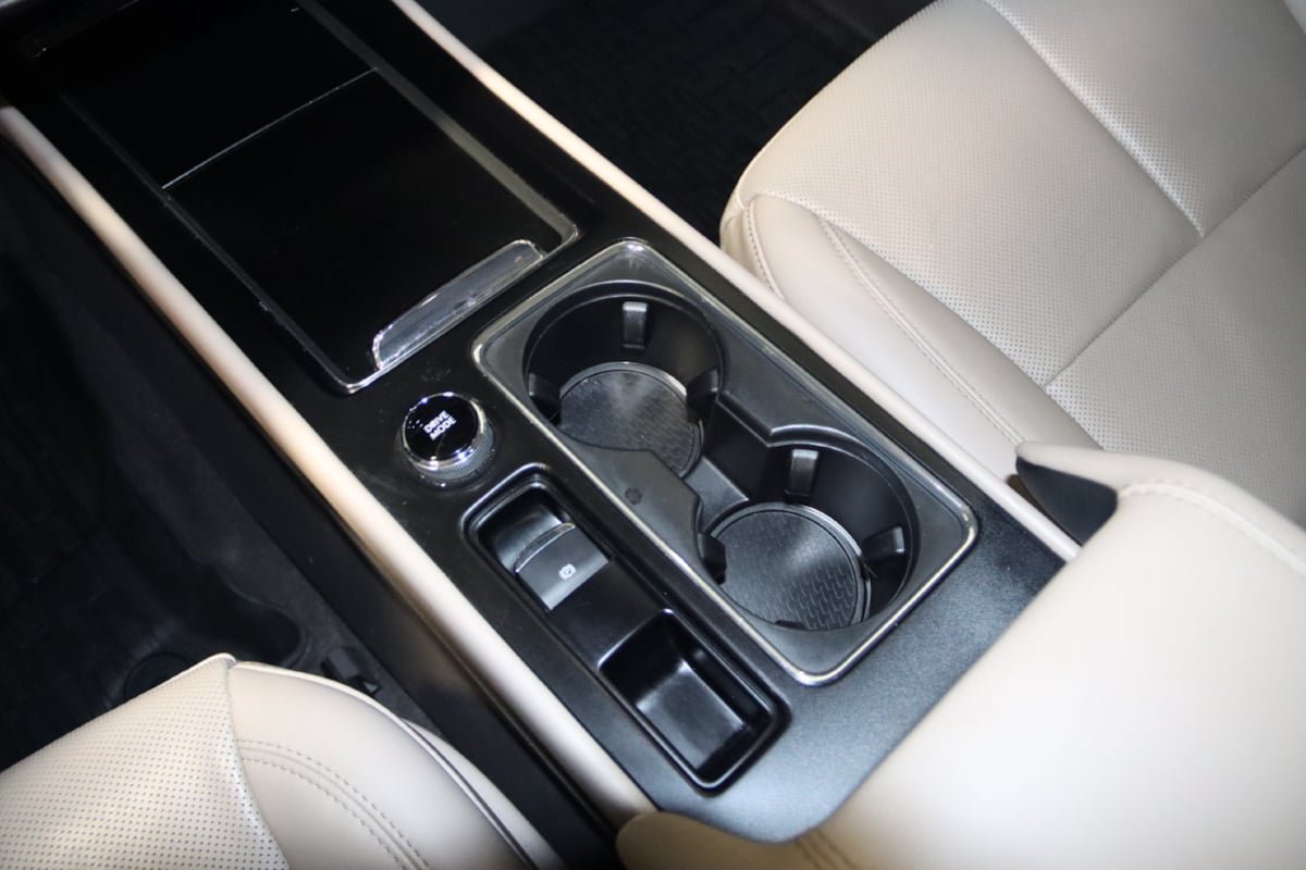 Used 2024 Lincoln Corsair AWD w/ Equipment Group 101A image 35