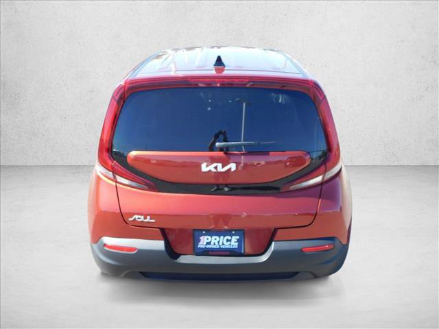Used 2022 Kia Soul LX FWD image 11