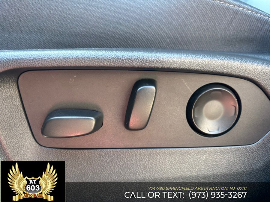 Used 2024 Buick Envision Preferred AWD/4WD image 18