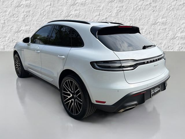 Used 2023 Porsche Macan Turbo image 5