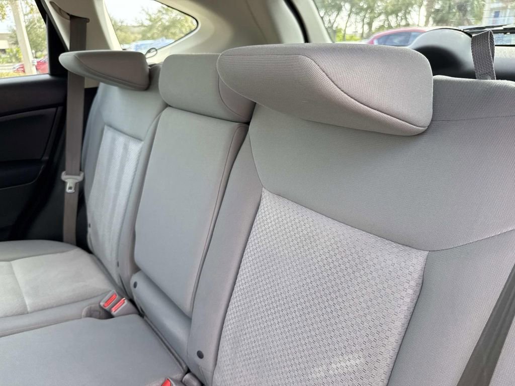 Used 2016 Honda CR-V LX image 15