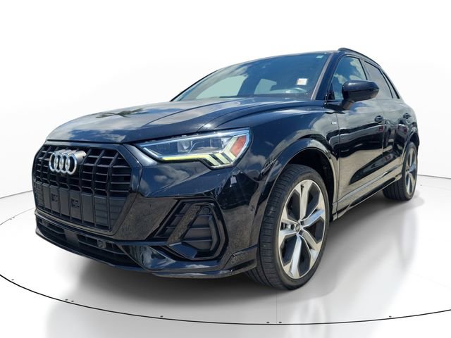 Used 2021 Audi Q3 2.0T Premium Plus w/ Premium Plus Package AWD/4WD image 4