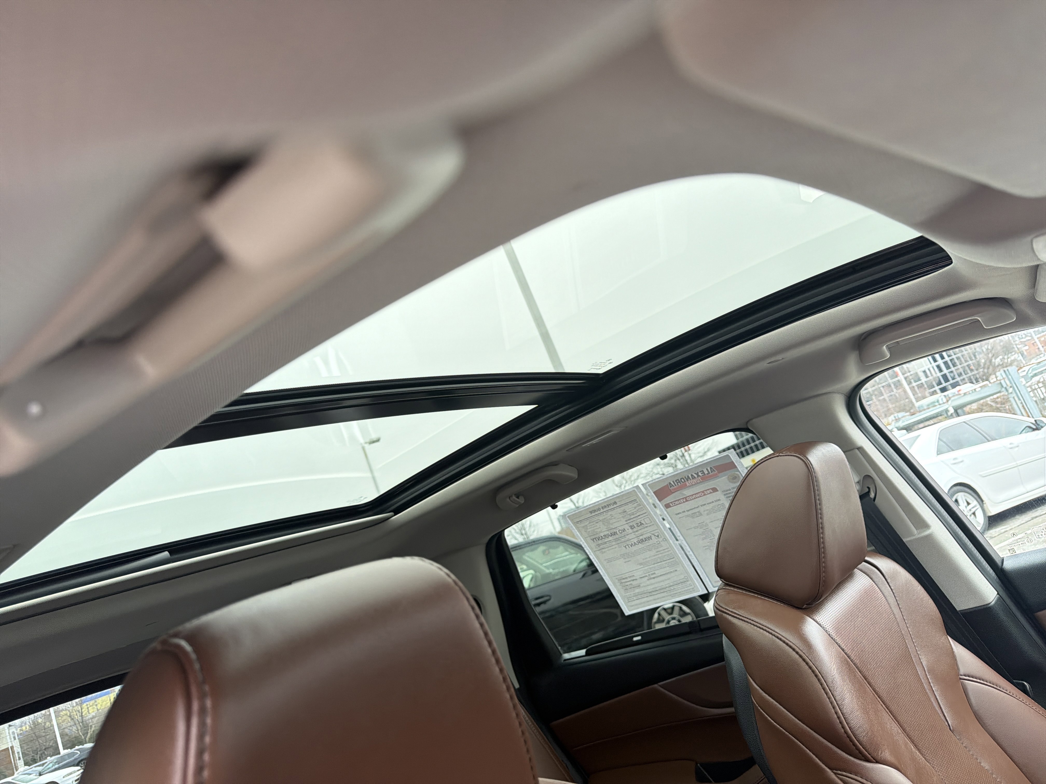 Used 2023 Acura MDX SH-AWD w/ Technology Package image 23