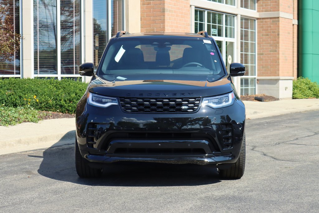 Certified 2024 Land Rover Discovery Dynamic SE AWD/4WD image 2