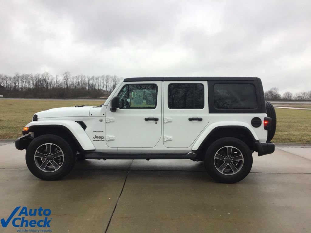 Used 2023 Jeep Wrangler Unlimited Sahara w/ Cold Weather Group AWD/4WD image 6