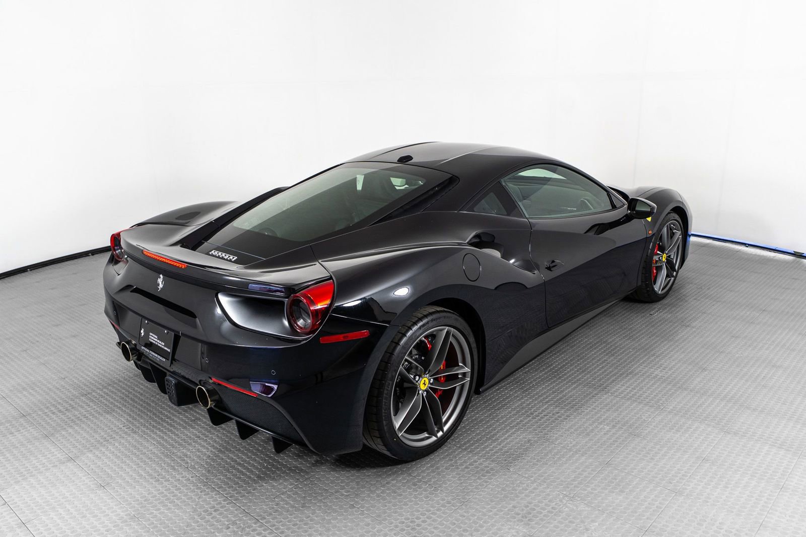 Certified 2019 Ferrari 488 GTB RWD image 9