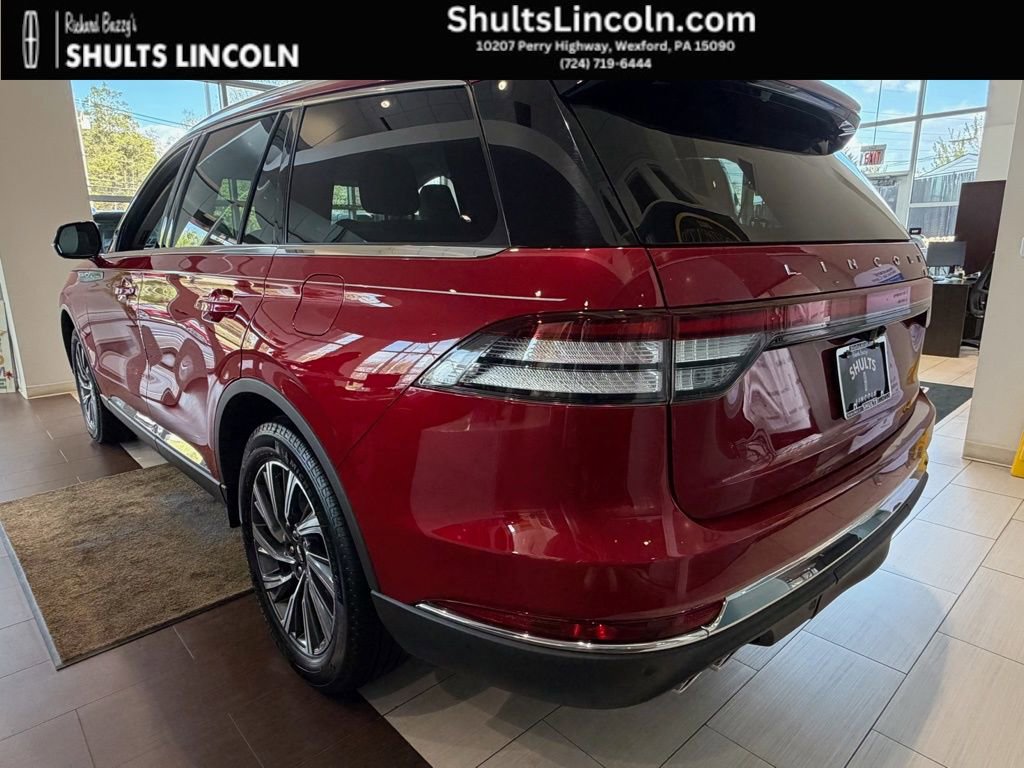 New 2026 Lincoln Aviator AWD image 5