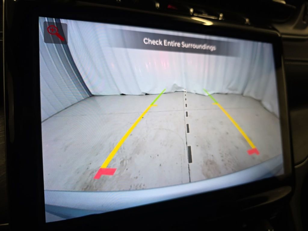 Used 2025 Jeep Grand Cherokee Limited image 21