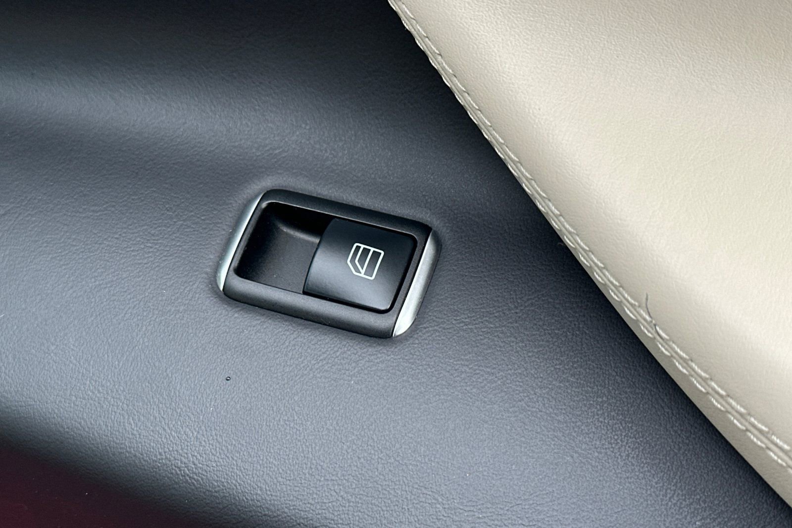 Used 2021 Tesla Model X Long Range image 23