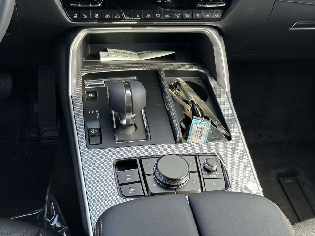 New 2026 MAZDA CX-90 Plug-In Hybrid w/ Preferred image 12