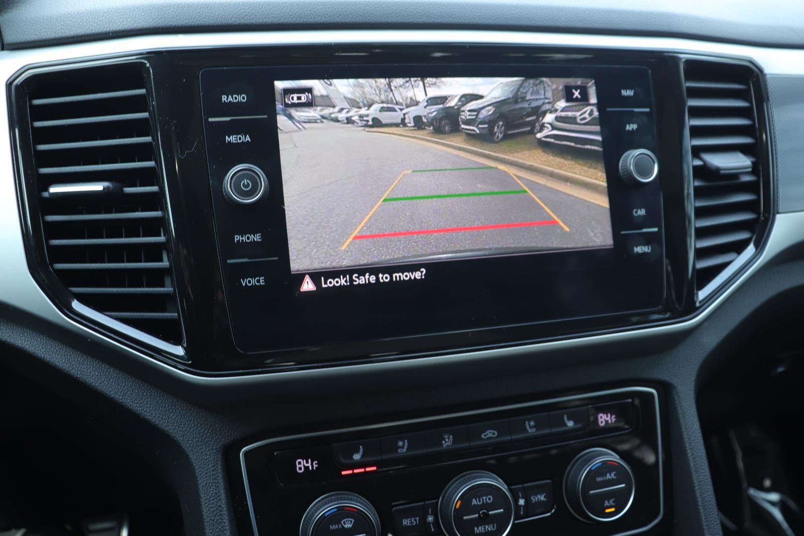 Used 2021 Volkswagen Atlas SEL Premium image 36