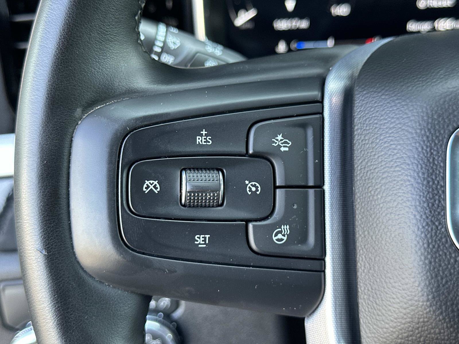 Used 2026 GMC Sierra 1500 SLT RWD image 11