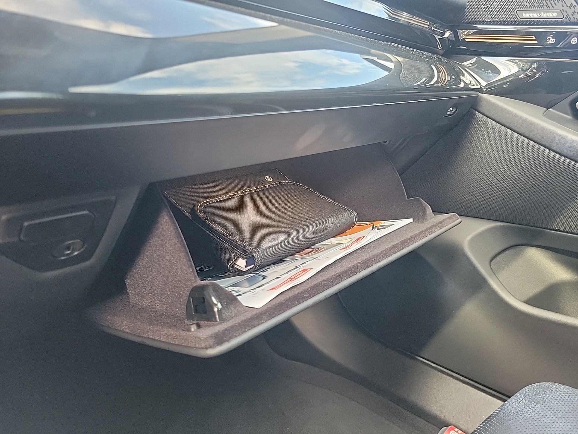 Used 2025 BMW 530i image 35