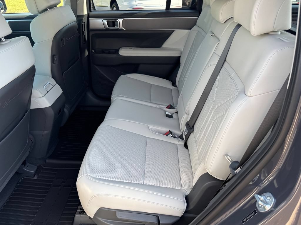 New 2027 Hyundai Santa Fe SEL AWD/4WD image 13