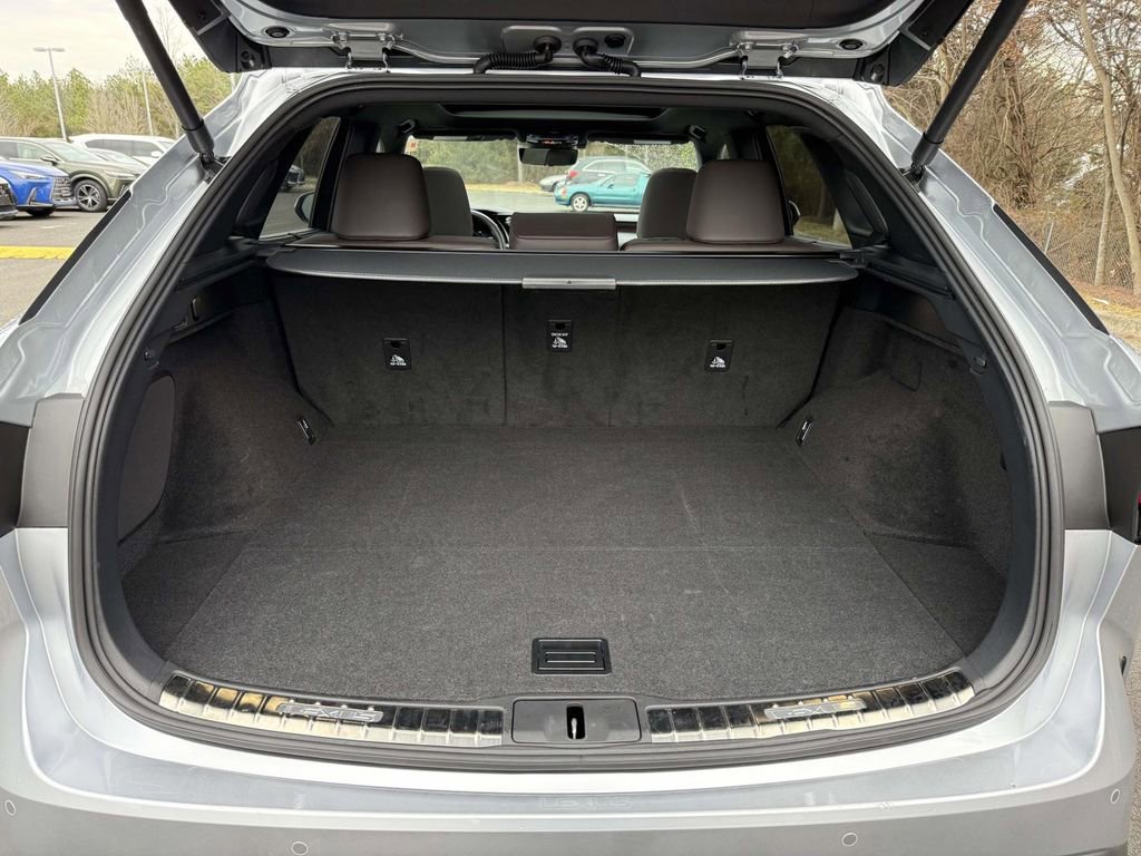 Used 2025 Lexus RX 450h Luxury w/ Convenience Package image 29