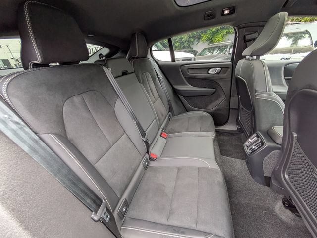 Certified 2023 Volvo C40 P8 Recharge Ultimate AWD/4WD image 29