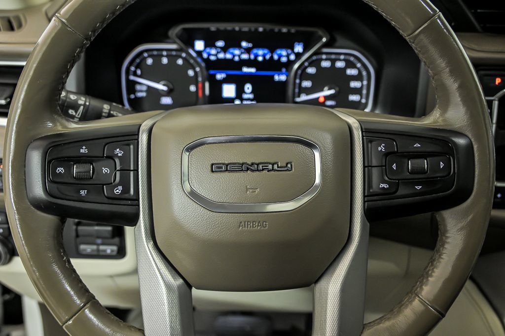 Used 2021 GMC Yukon XL Denali w/ Denali Ultimate Package AWD/4WD image 22