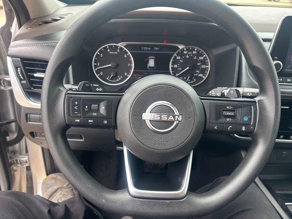 Used 2022 Nissan Rogue SV AWD/4WD image 13