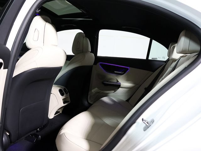 Used 2025 Mercedes-Benz C 300 4MATIC Sedan image 14