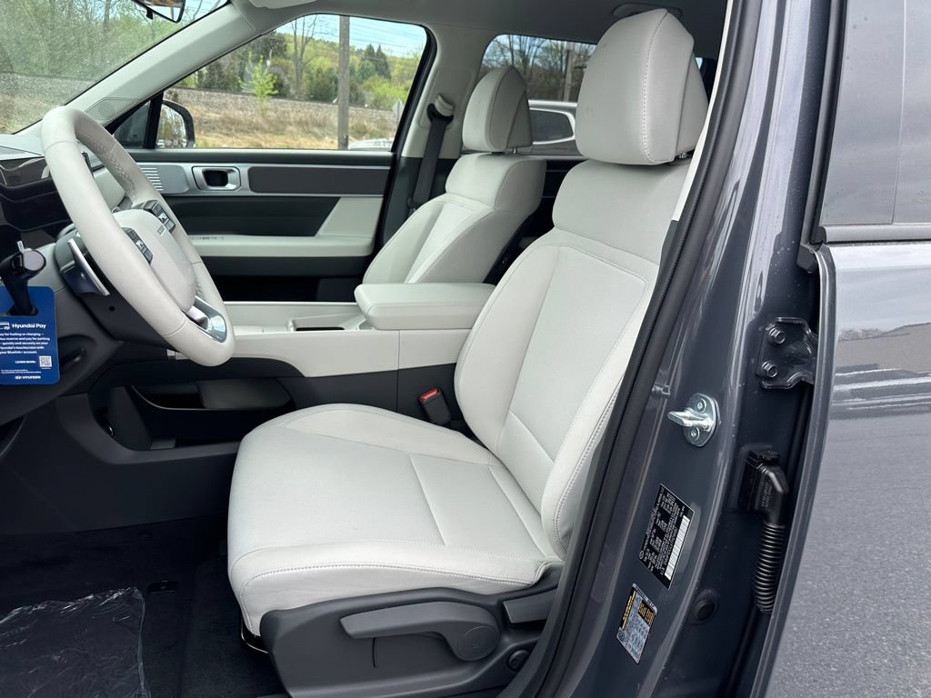 New 2026 Hyundai Santa Fe SE AWD/4WD image 14