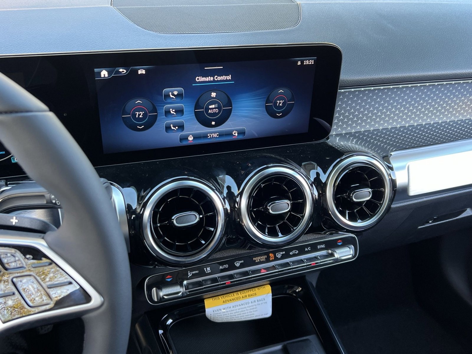 Certified 2026 Mercedes-Benz GLB 250 4MATIC image 19