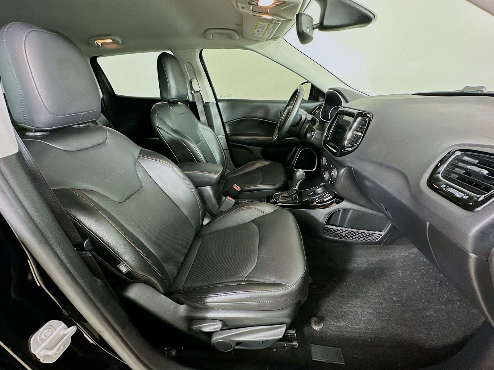 Used 2019 Jeep Compass Limited w/ Safety & Security Group AWD/4WD image 41