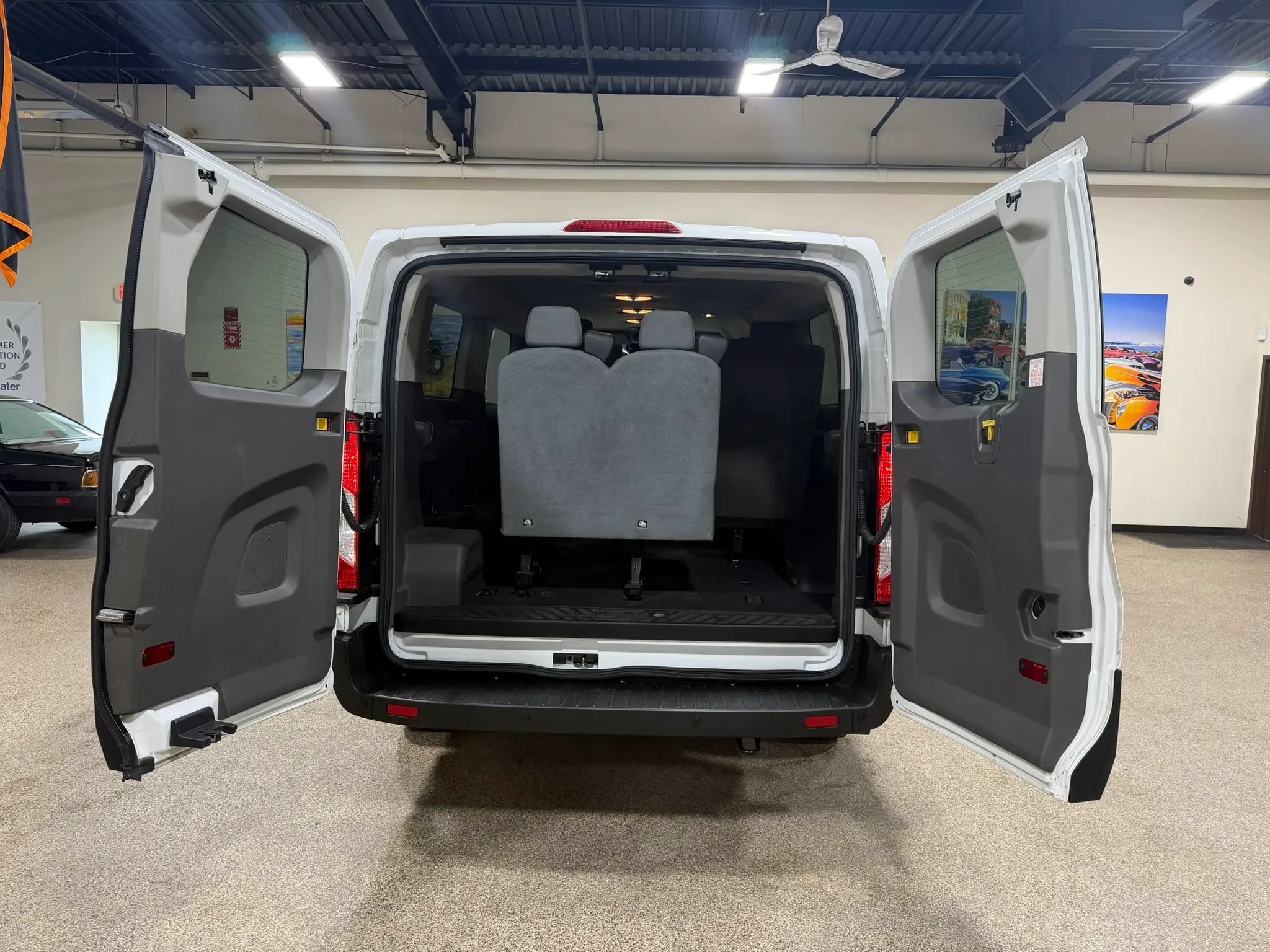 Used 2020 Ford Transit 350 XLT RWD image 55