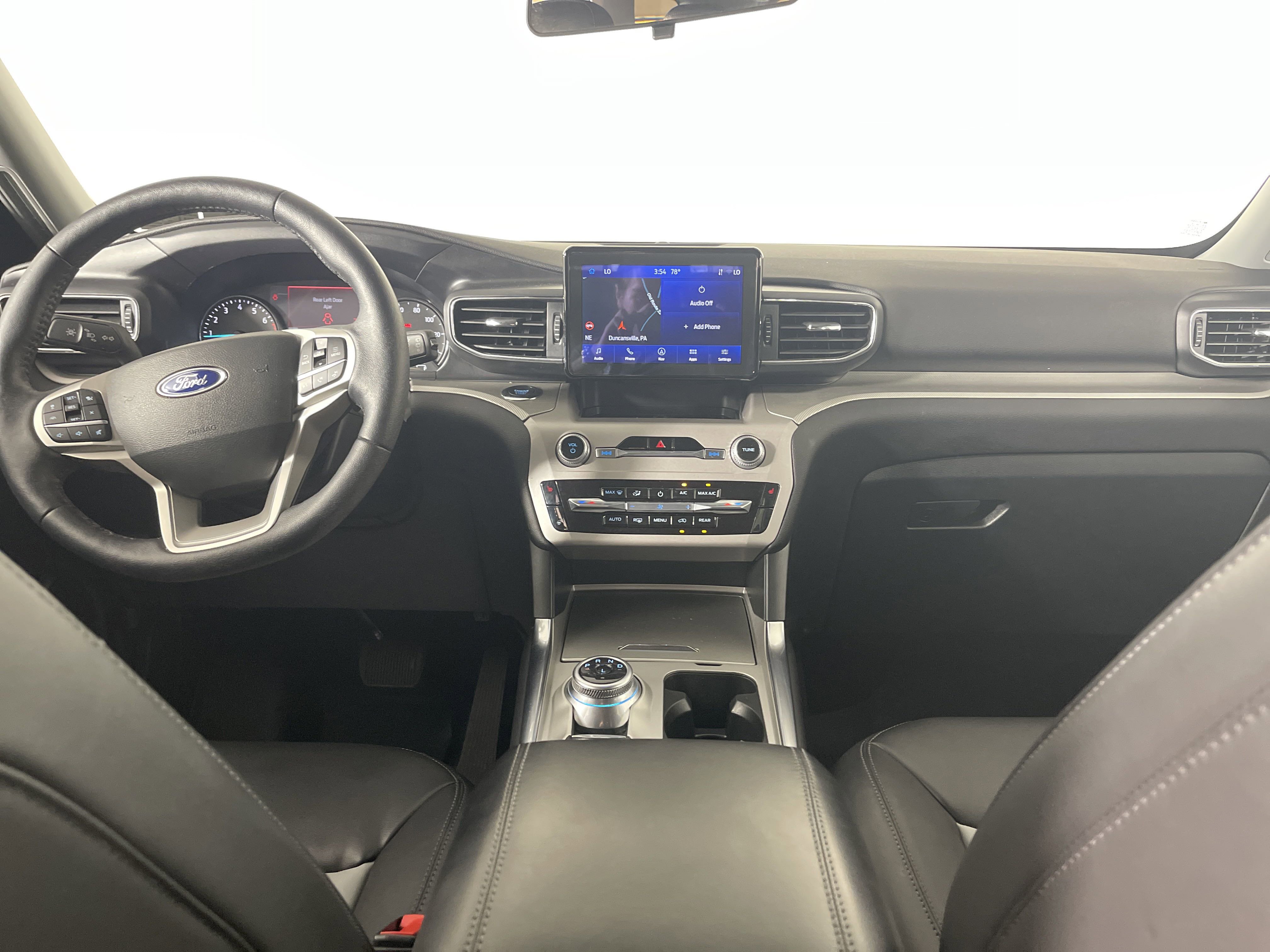 Used 2023 Ford Explorer XLT w/ Equipment Group 202A image 15