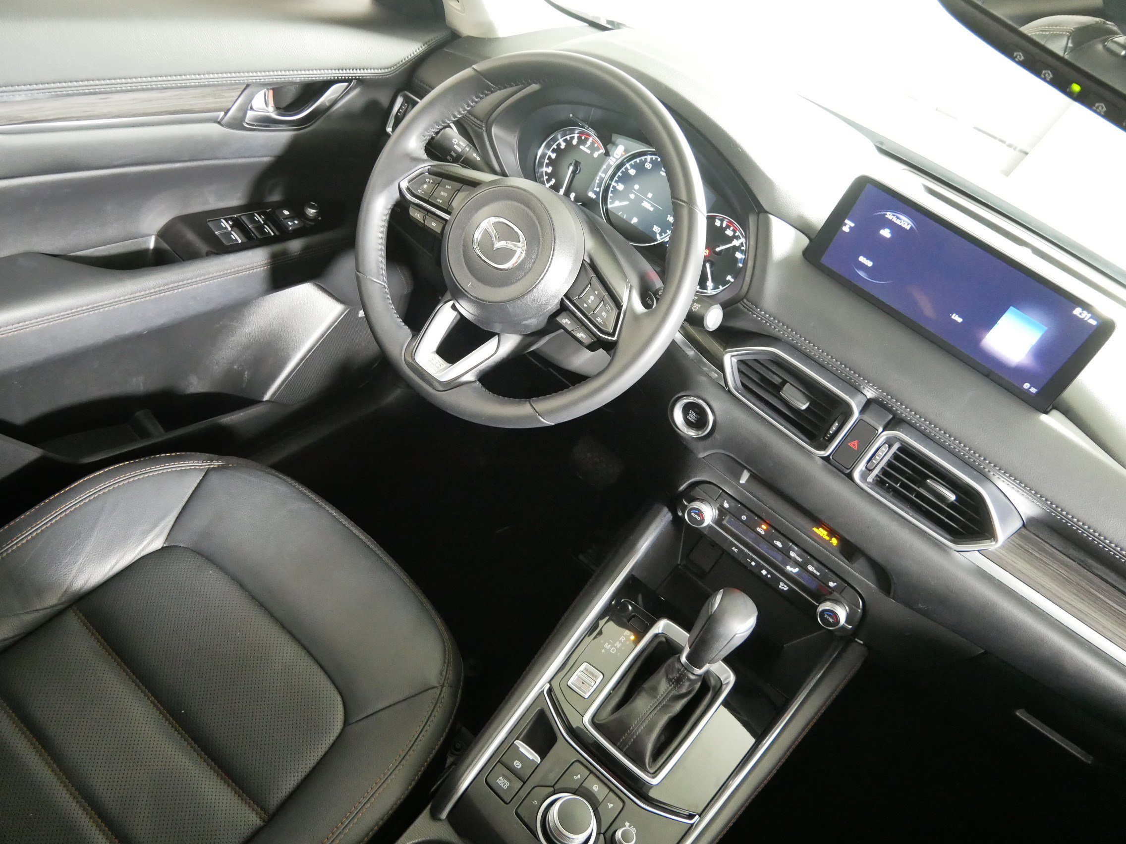 Used 2023 MAZDA CX-5 AWD 2.5 S w/ Premium Package image 9