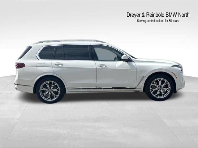 Used 2026 BMW X7 xDrive40i AWD/4WD image 8