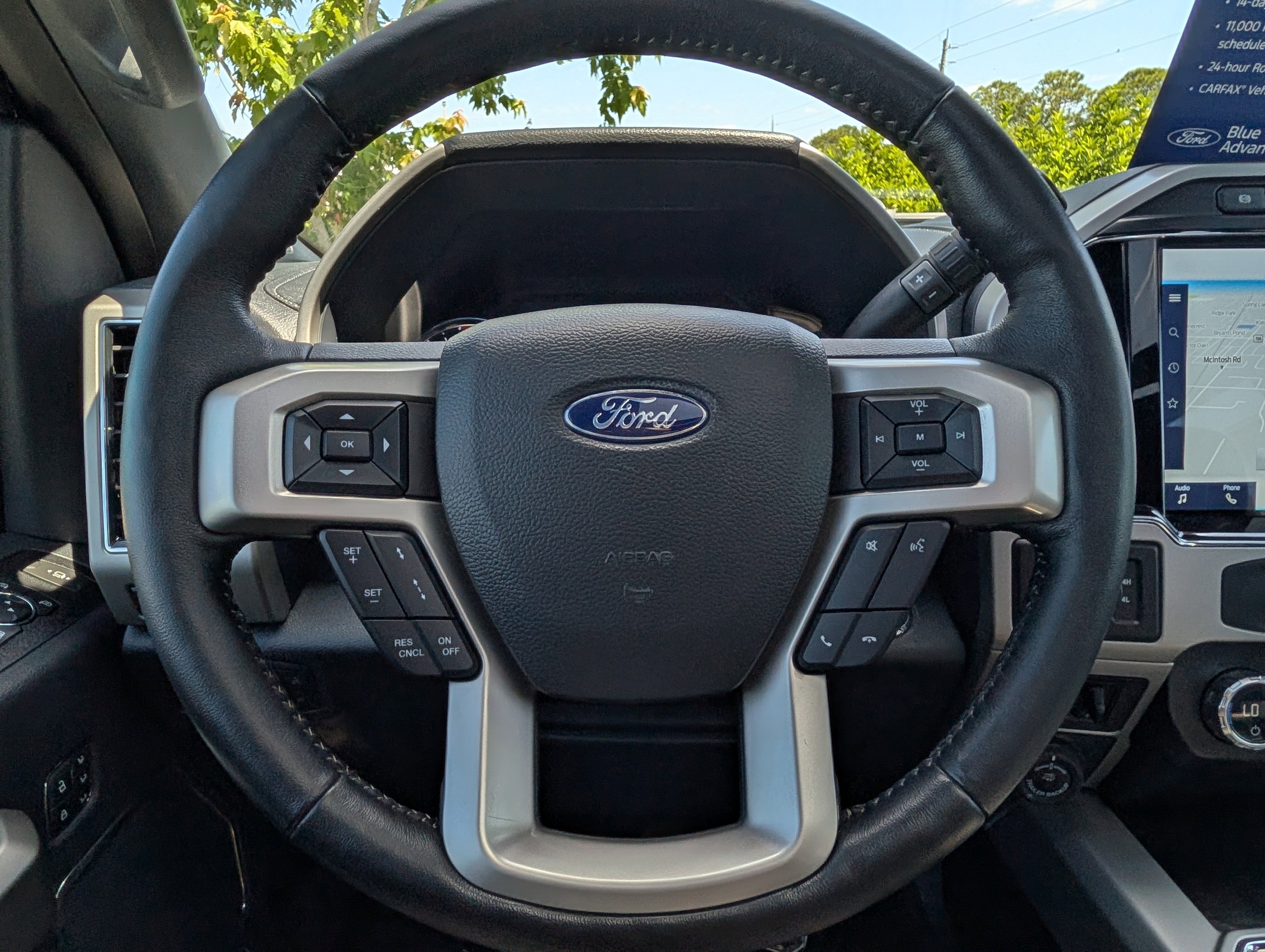 Certified 2022 Ford F250 Lariat w/ Tremor Off-Road Package image 34